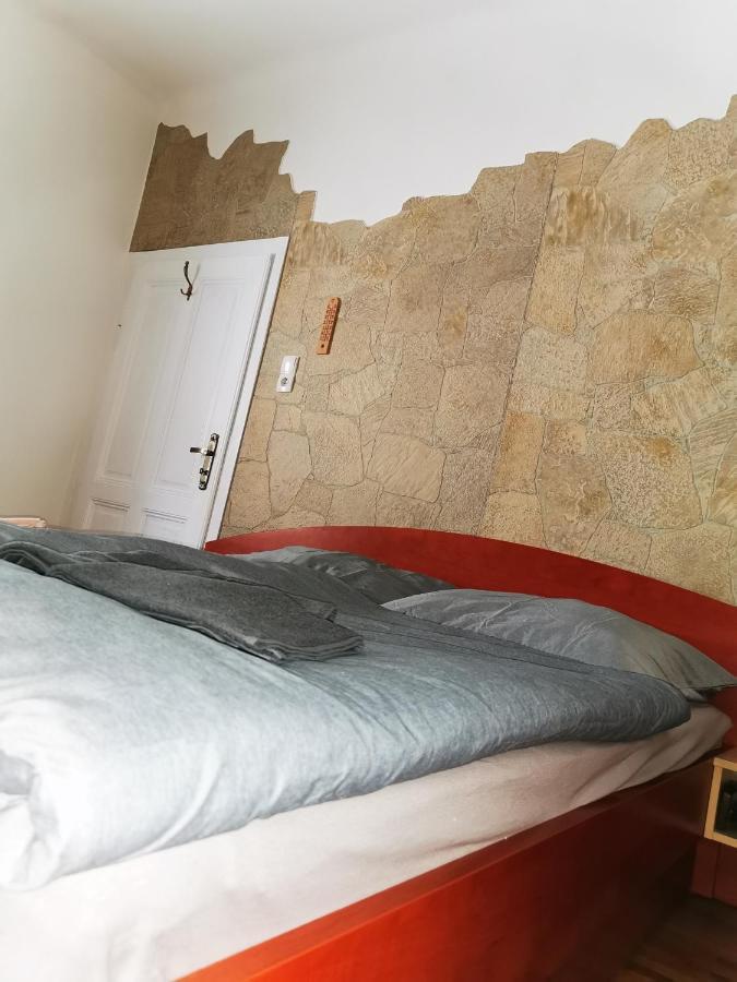 Lehel Apartman Кестхей Экстерьер фото