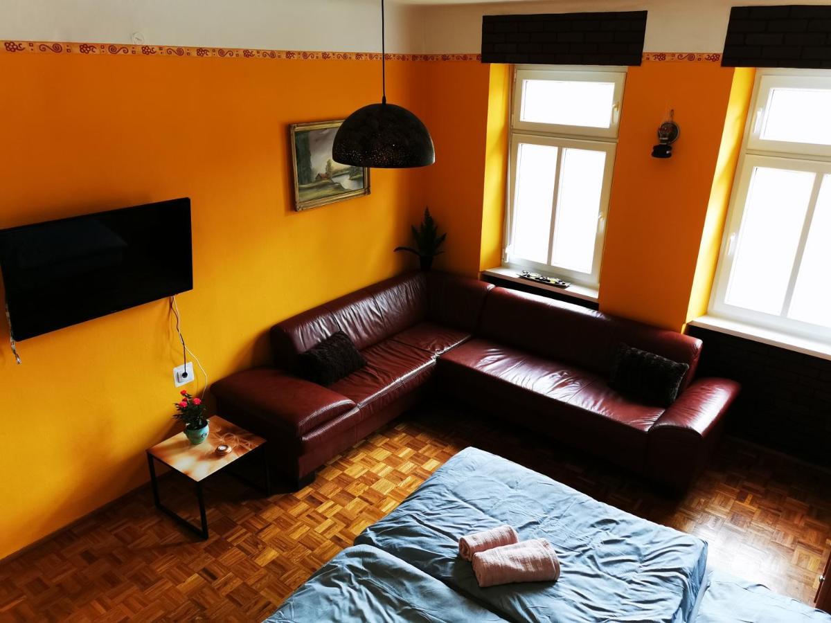 Lehel Apartman Кестхей Экстерьер фото